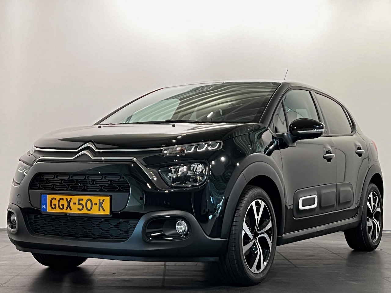 Citroën C3 - 1.2 PureTech 83pk Max MET 5500,= EURO KORTING | CAMERA| NAVIGATIE - AutoWereld.nl