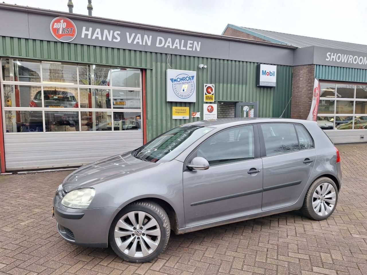 Volkswagen Golf - 2.0 FSI Comfortline 2.0 FSI Comfortline - AutoWereld.nl