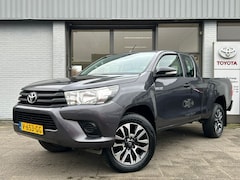 Toyota HiLux - 2.4 D-4D-F Xtra Cab Cool Comfort | Cruise Control | Navigatie | Airco | Trekhaak |