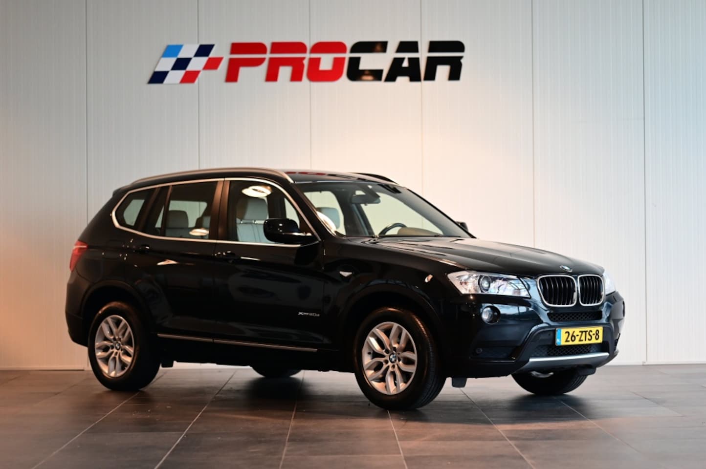 BMW X3 - xDrive20d Upgr.Ed, 2e eigenaar, Trekhaak - AutoWereld.nl