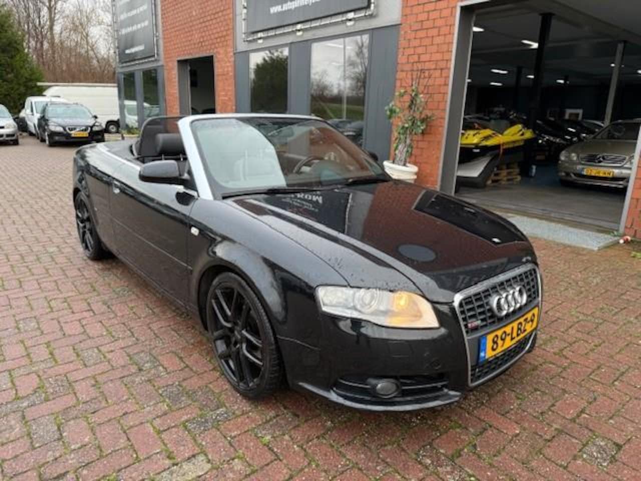 Audi A4 Cabriolet - 2.0 TFSI Aut, S-Line, Leer - AutoWereld.nl