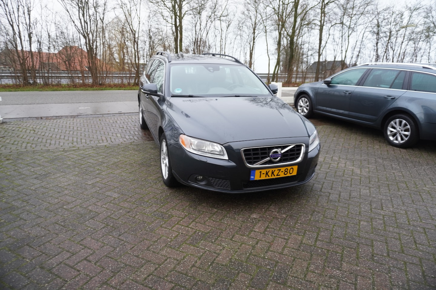 Volvo V70 - 1.6 T4 Nordic TREKHAAK STOELVERWARMING CRUISE NAVI - AutoWereld.nl