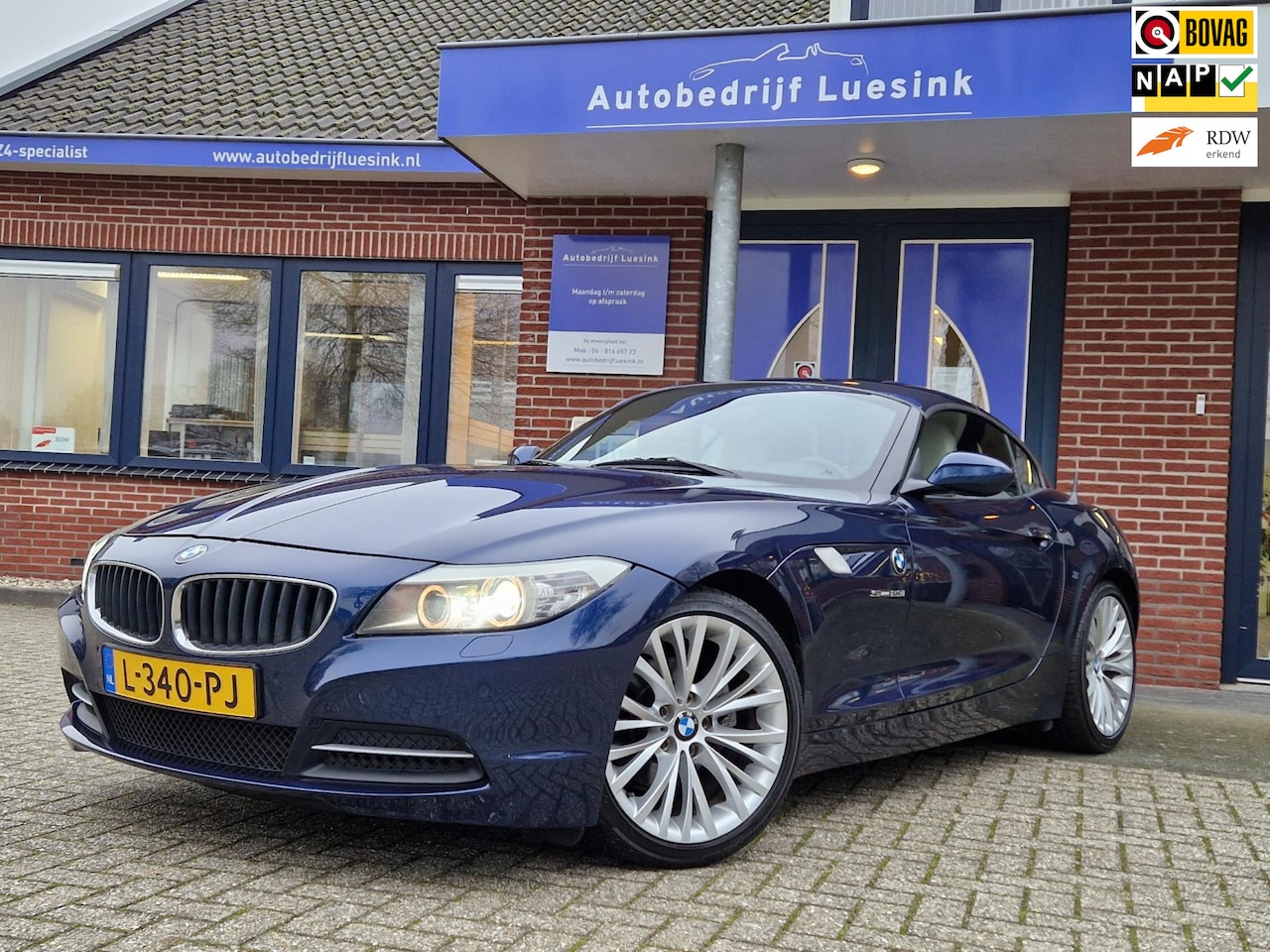 BMW Z4 Roadster - SDrive23i Executive (20x Z4 op VOORRAAD) Navigatie Cruise Control Adaptief M-Chassis Alarm - AutoWereld.nl