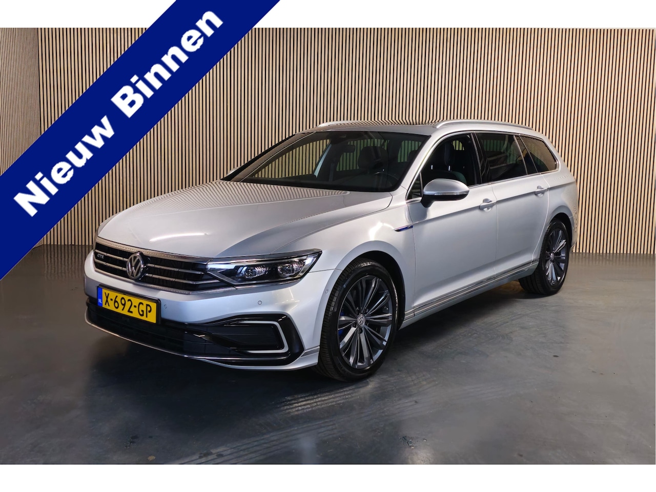 Volkswagen Passat Variant - 1.4 TSI PHEV GTE Business - Stoelverwarming - Apple carplay/Android auto - Adapative cruis - AutoWereld.nl