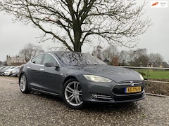 Tesla Model S - 85 Base | Cruise + Clima + Navi nu € 14.975,