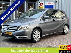 Mercedes-Benz B-klasse - 180 Ambition | TREKHAAK | NAVIGATIE | STOELVERWARMING |