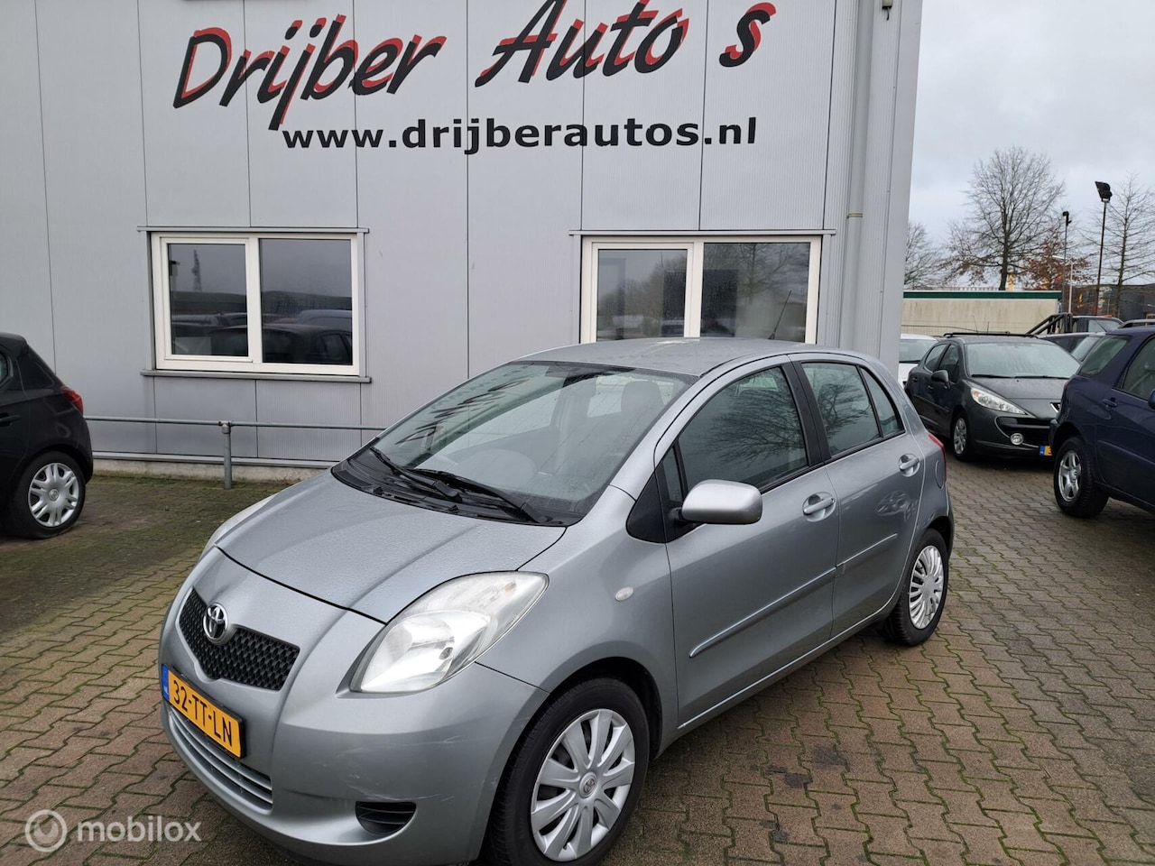 Toyota Yaris - 1.3 VVT-i Sol 1.3 VVTi Sol - AutoWereld.nl