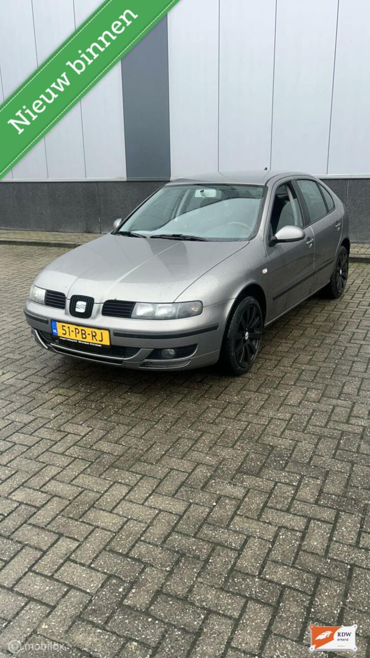 Seat Leon - 1.6-16V Executive 1.6-16V Executive - AutoWereld.nl