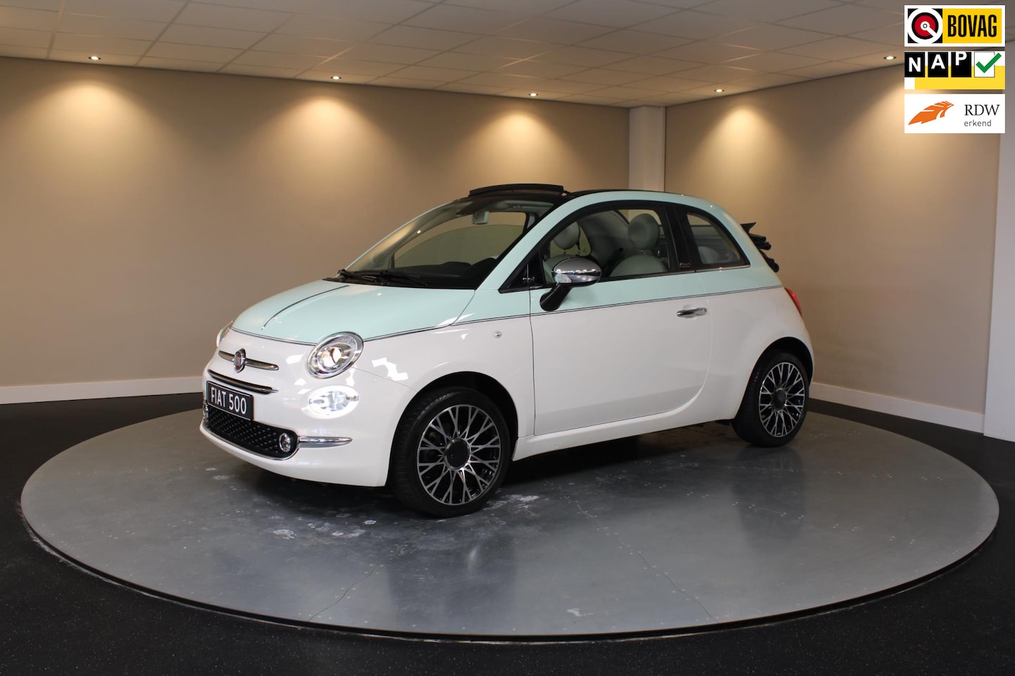 Fiat 500 C - 1.2 Collezione *Special Edition* Mint|32.000Km! - AutoWereld.nl