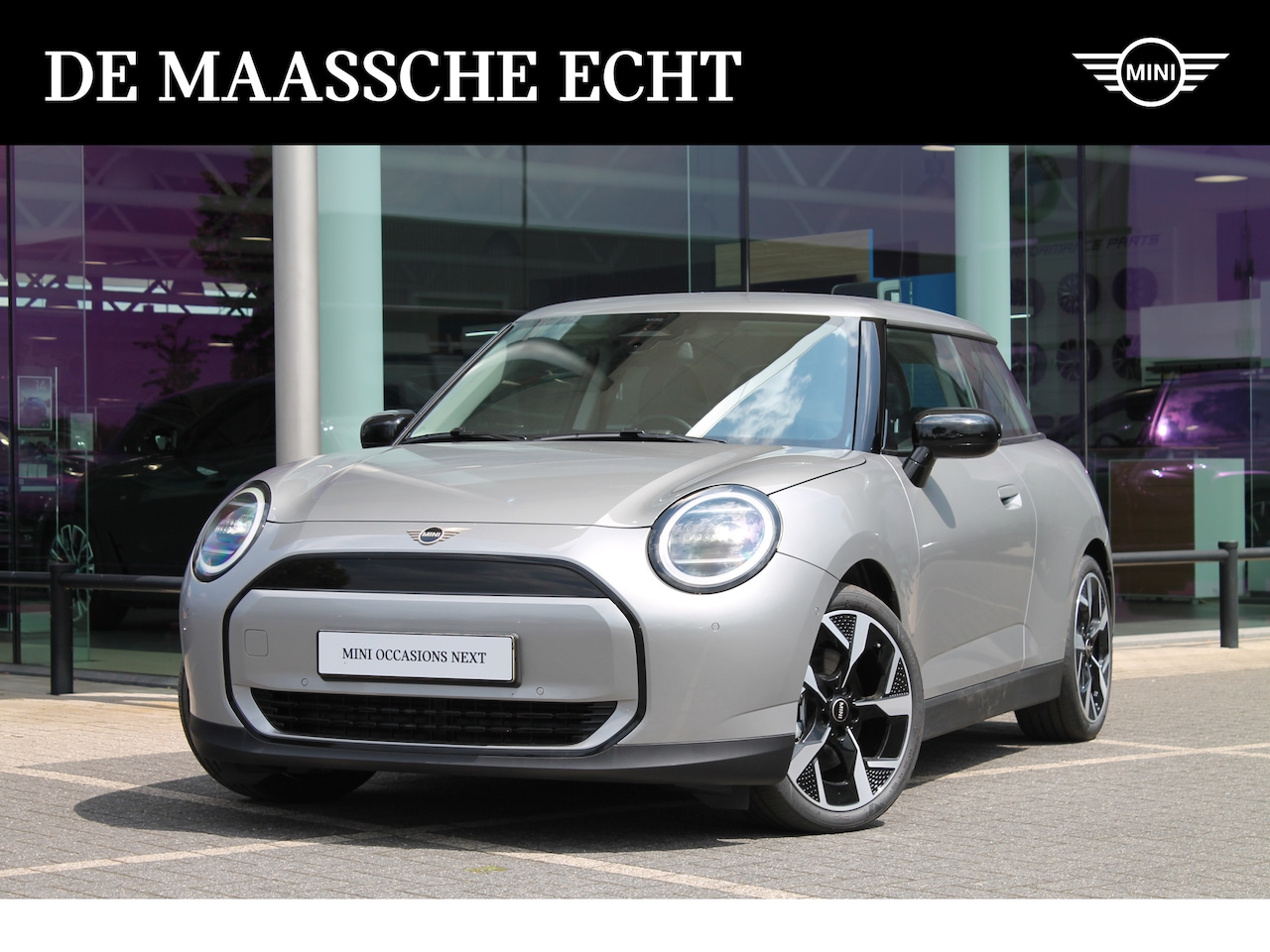 MINI Cooper - Hatchback E Classic 40.7 kWh / LED / Head-Up / Parking Assistant / Comfort Access / Drivin - AutoWereld.nl