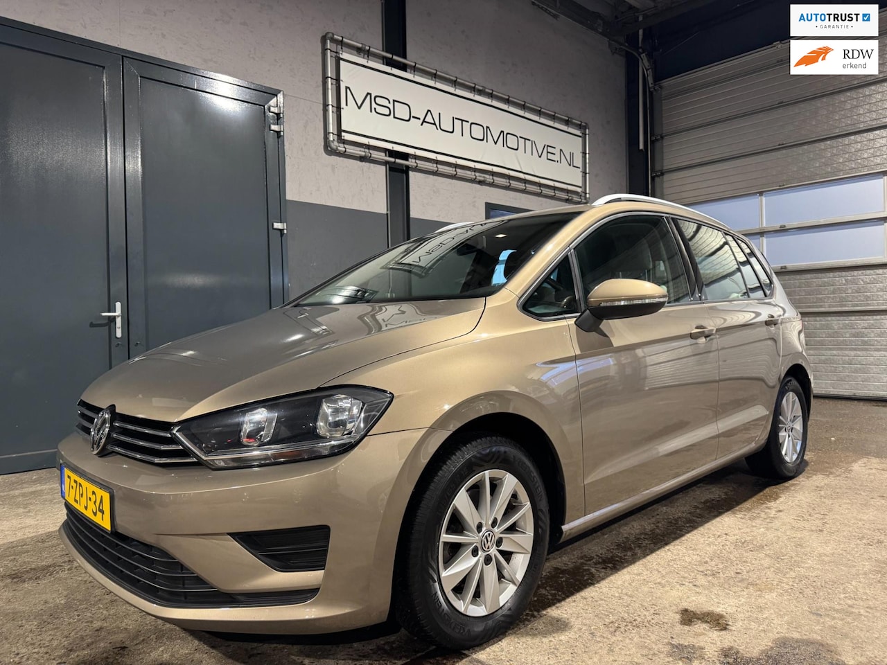 Volkswagen Golf Sportsvan - 1.2 TSI Comfortline 110Pk | Trekhaak | NAP | Dealeronderhouden - AutoWereld.nl