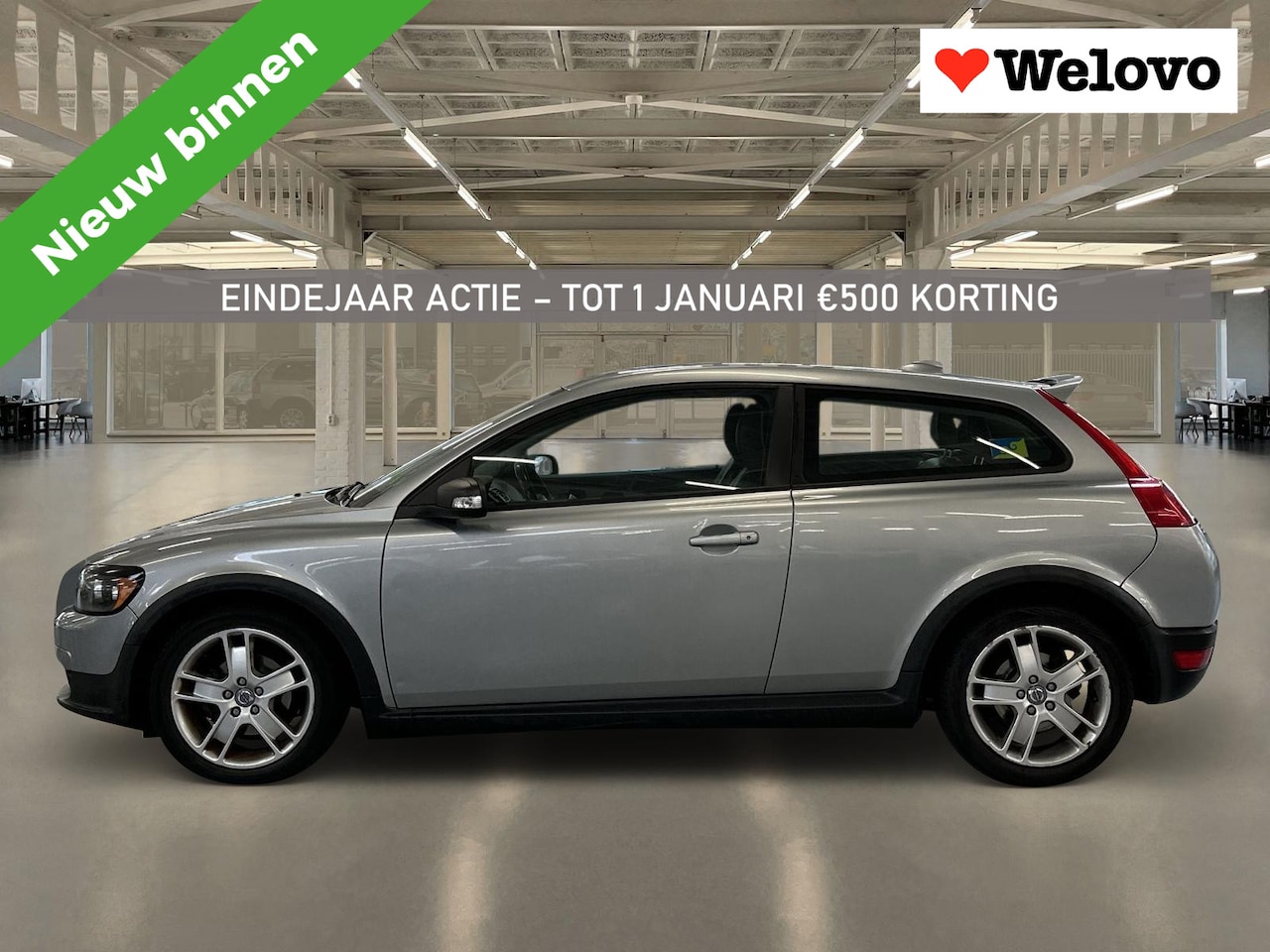 Volvo C30 - 1.8 Sport Netjes onderhouden, leder interieur, trekhaak,... - AutoWereld.nl