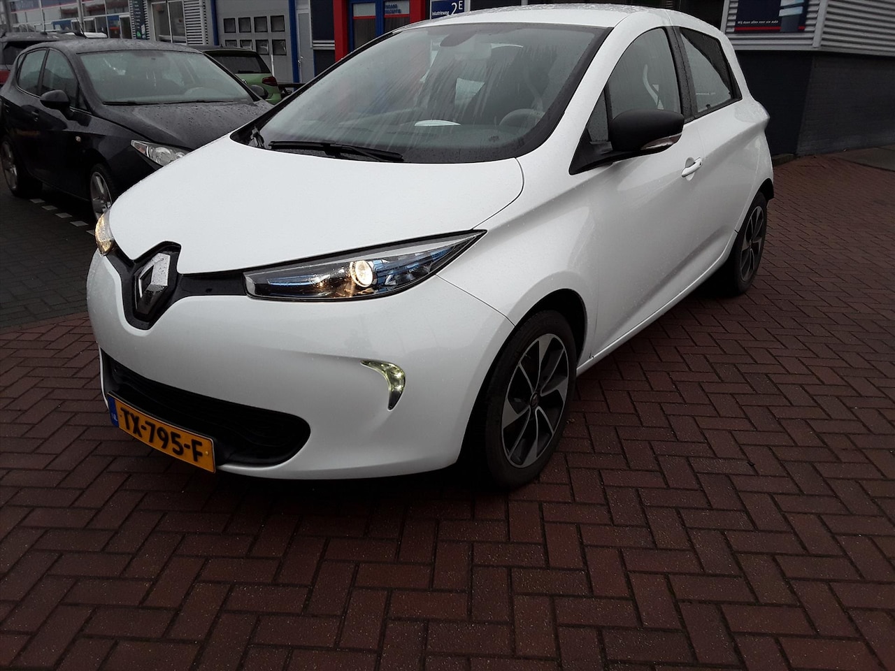 Renault Zoe - R90 92pk Life Koop Accu ! - AutoWereld.nl