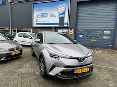 Toyota C-HR - 1.8 Hybrid Business Intro