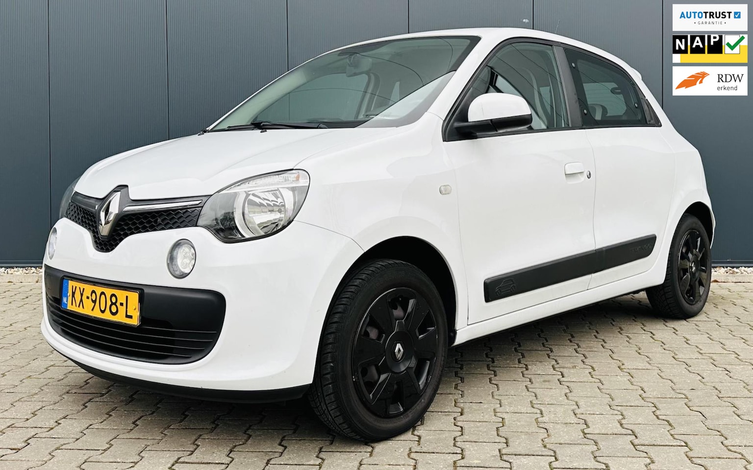 Renault Twingo - 1.0 SCe Collection Airco Cruise Navi Camera - AutoWereld.nl