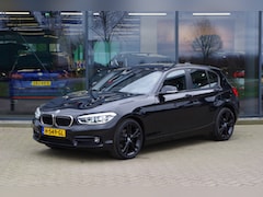 BMW 1-serie - 118i 136 PK Automaat Executive, Xenon, Navigatie, Sportstoelen, 18" LM