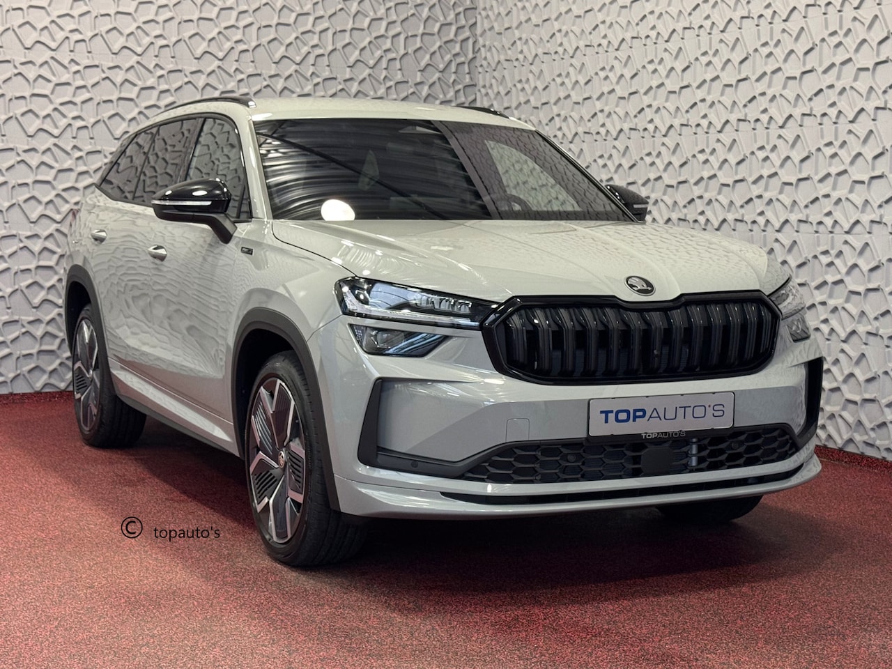 Skoda Kodiaq - 1.5 TSI PHEV SPORTLINE NIEUWE AUTO 2024 - AutoWereld.nl