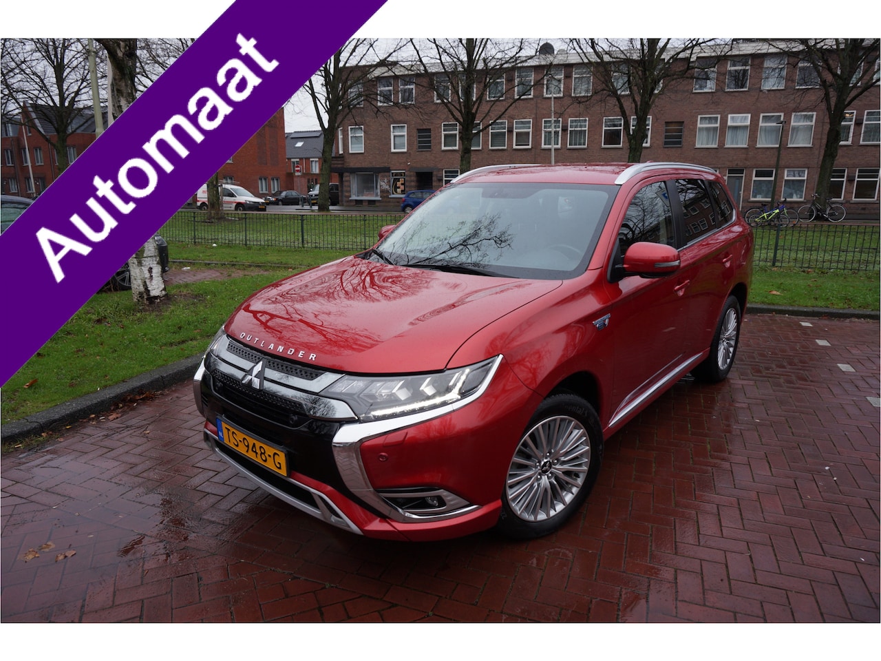 Mitsubishi Outlander - 2.4 PHEV Intense 4WD APPLECARPLAY TEL CRUISECONTROL..... - AutoWereld.nl