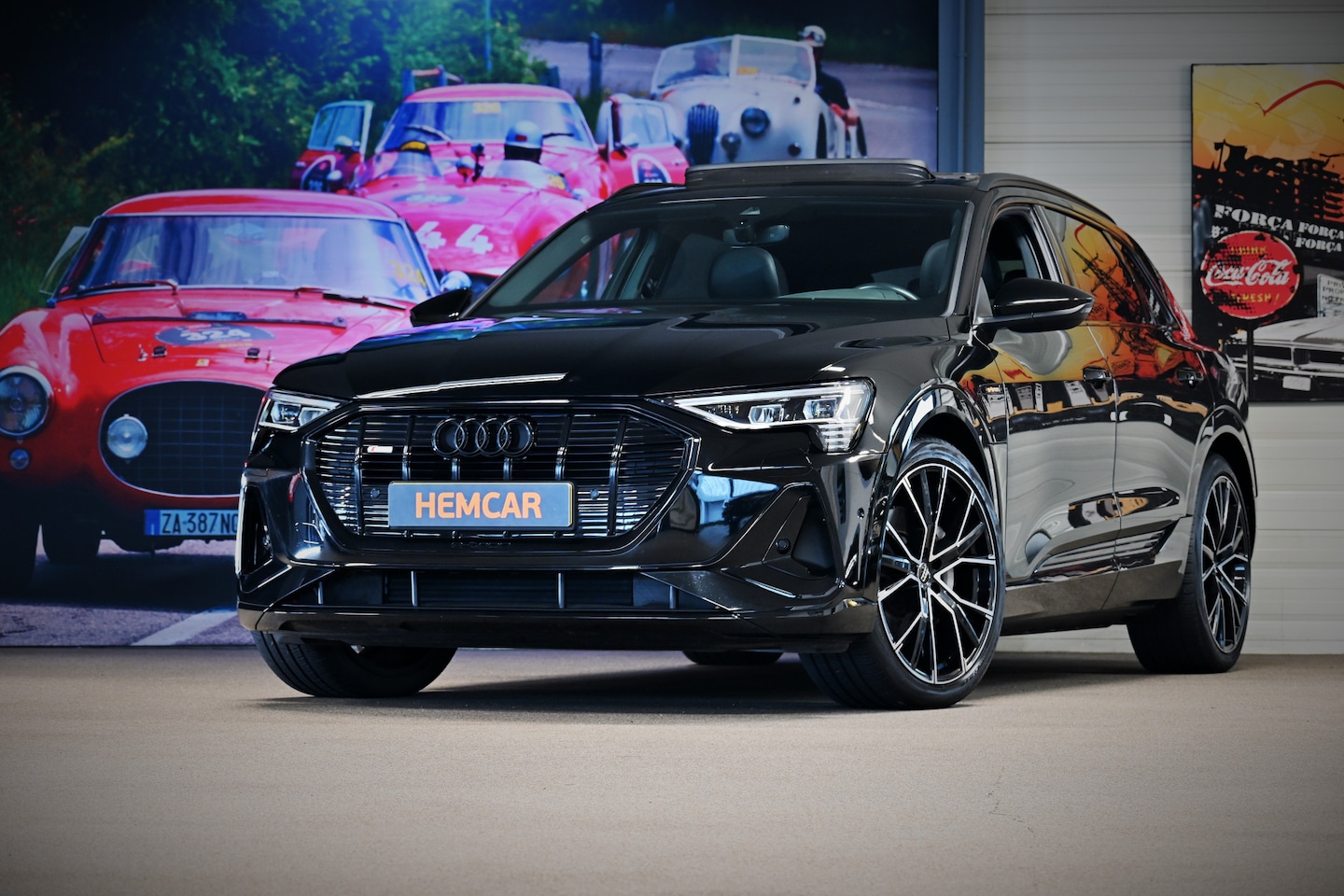 Audi e-tron - e-tron 50 quattro Launch edition Black 71 kWh 22 inch / 1e eigenaar / all black - AutoWereld.nl