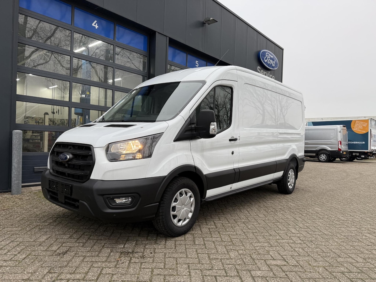 Ford Transit - 350 2.0 TDCI L3H2 Trend 350 2.0 TDCI L3H2 Trend - AutoWereld.nl