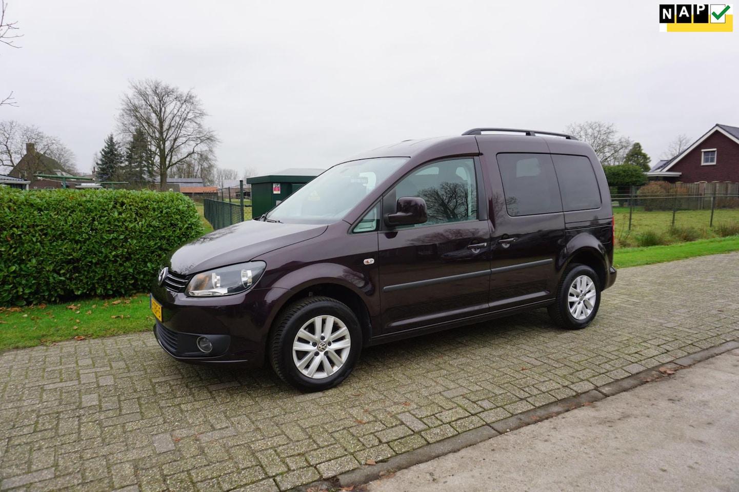 Volkswagen Caddy - 1.2 TSI Comfortline 1.2 TSI 105pk Comfortline - AutoWereld.nl