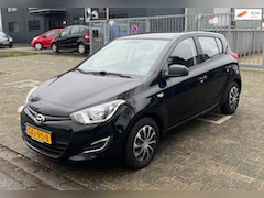 Hyundai i20 - 1.2i Black Pack | 5DR | Airco | Nieuwe APK