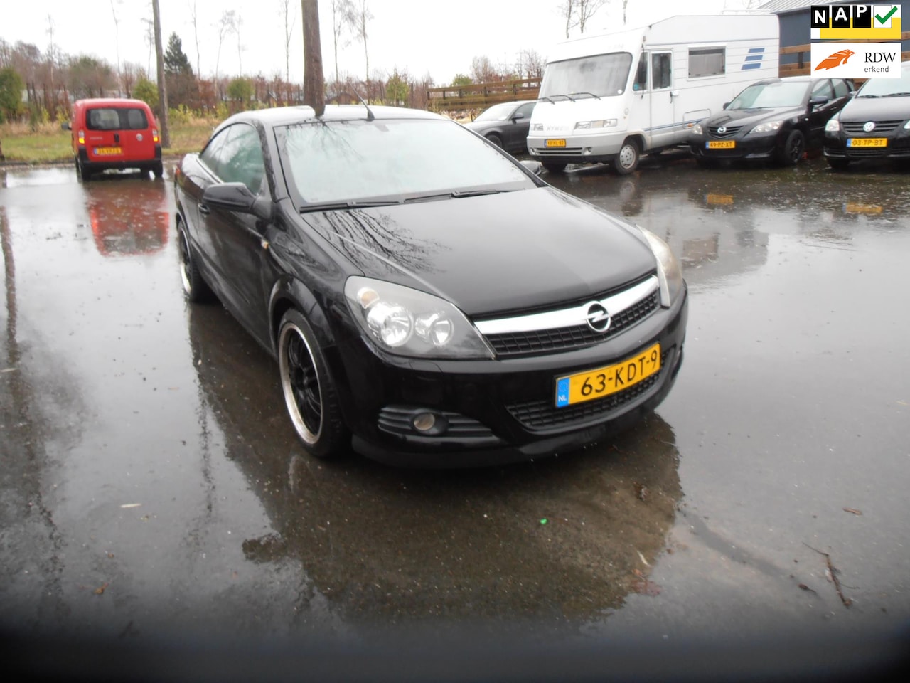 Opel Astra TwinTop - 1.6 Enjoy (lees texst)airco elek pak nap apk - AutoWereld.nl