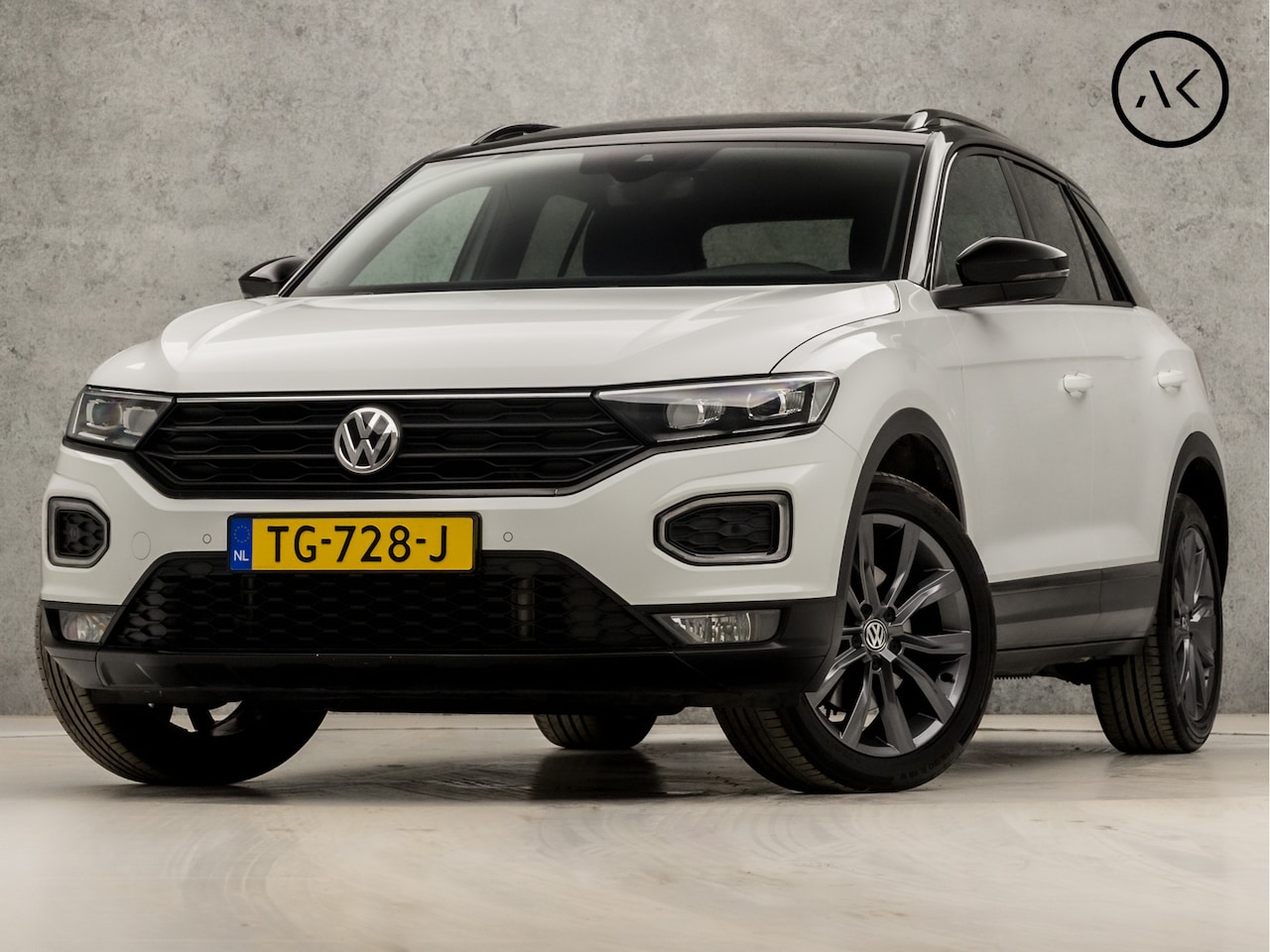 Volkswagen T-Roc - 2.0 TSI 4Motion Sport 191Pk Automaat (PANORAMADAK, ORG. NL, DIGITAL COCKPIT, APPLE CARPLAY - AutoWereld.nl