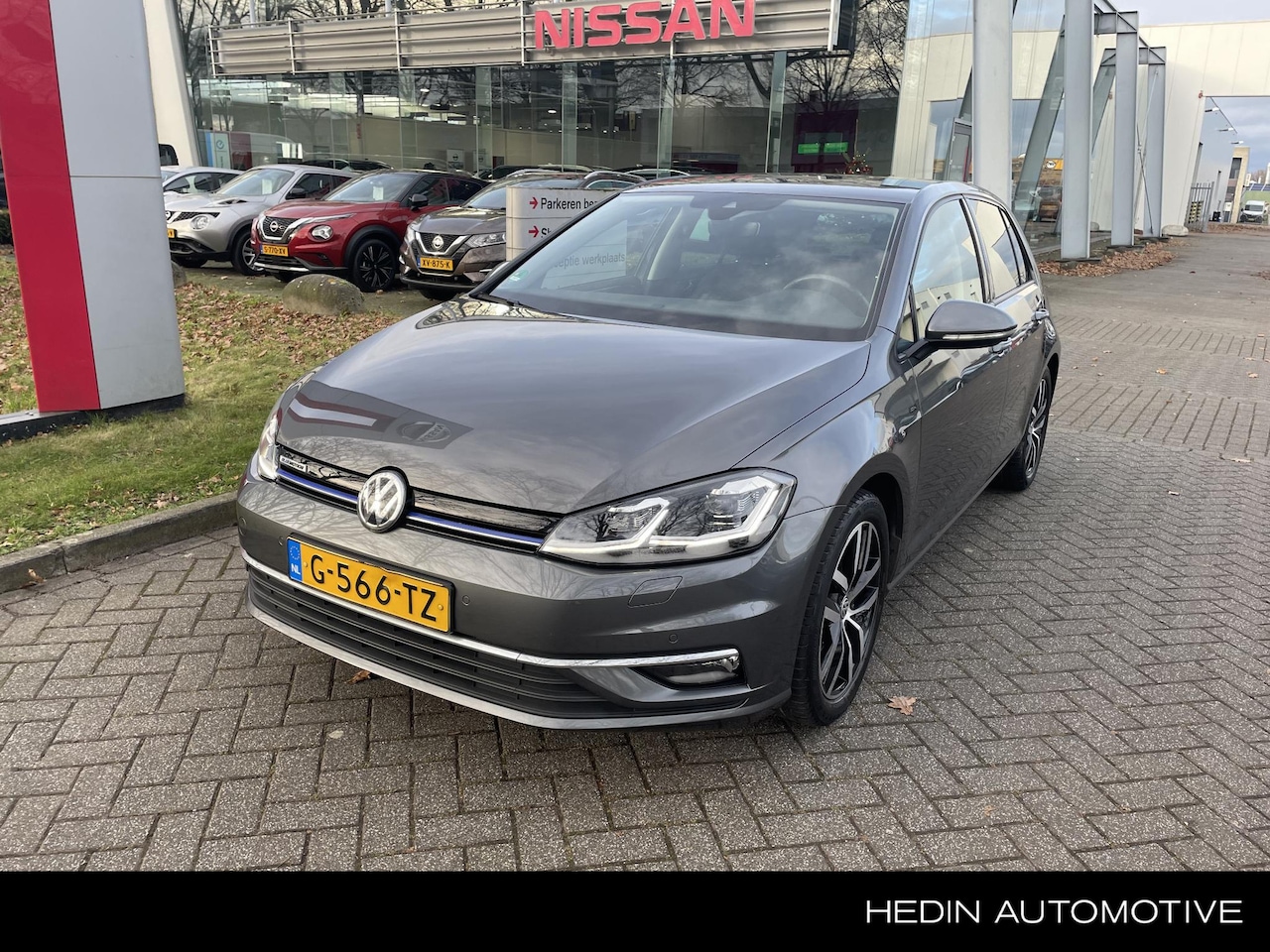 Volkswagen Golf - 1.5 TSI Highline Automaat DSG 130pk, Nav., Adaptive Cruise ctrl, Climate ctrl, Stoelverwar - AutoWereld.nl