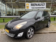 Renault Grand Scénic - 2.0 Bose 7-persoons / Automaat / 140 PK / PDC V+A / Stoelverw. / Trekhaak / Schuif-Kanteld