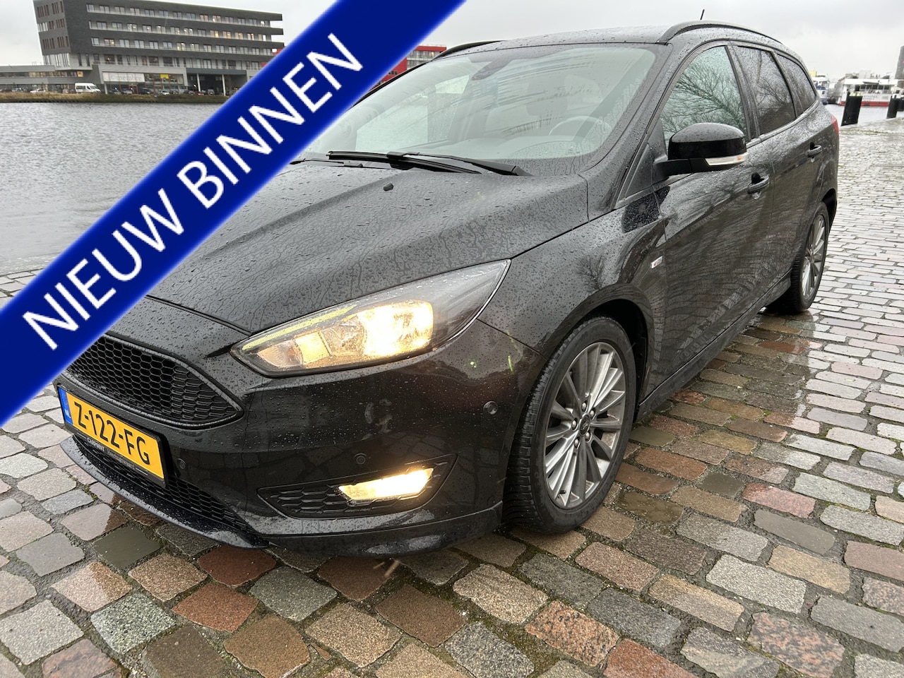 Ford Focus Wagon - 1.0 ST-Line navi airco/ecc nieuwstaat! - AutoWereld.nl