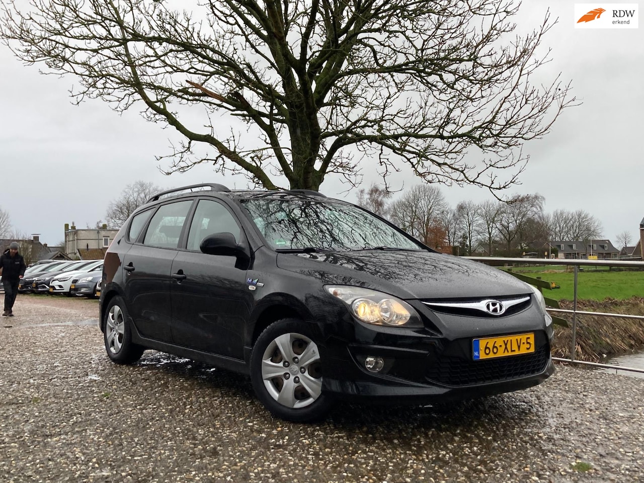 Hyundai i30 CW - 1.6i i-Drive Cool | Airco + ''196.000''KM Nu € 4.975,-!!! - AutoWereld.nl