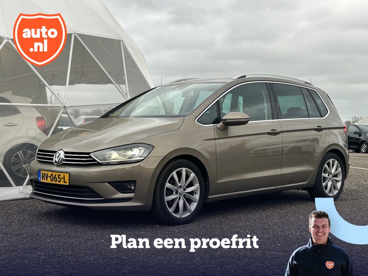 Volkswagen Golf Sportsvan - 1.2 TSI Highline | Trekhaak | Dodehoek detectie | Camera | Carplay | Bi-xenon koplampen | - AutoWereld.nl