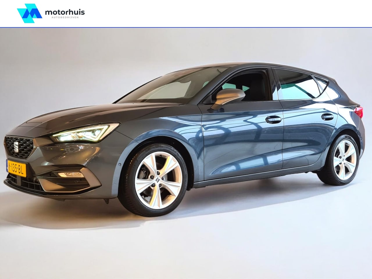 Seat Leon - 1.5 TSI 150pk FR Launch Edition NAVI WINTERPACK LED CAMERA - AutoWereld.nl