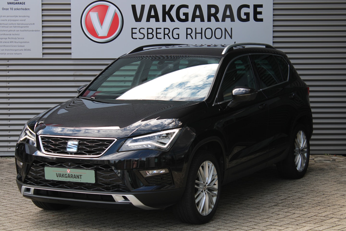 Seat Ateca - 1.4 EcoTSI Xcellence DSG,NAVI/CAMERA,TREKHAAK - AutoWereld.nl