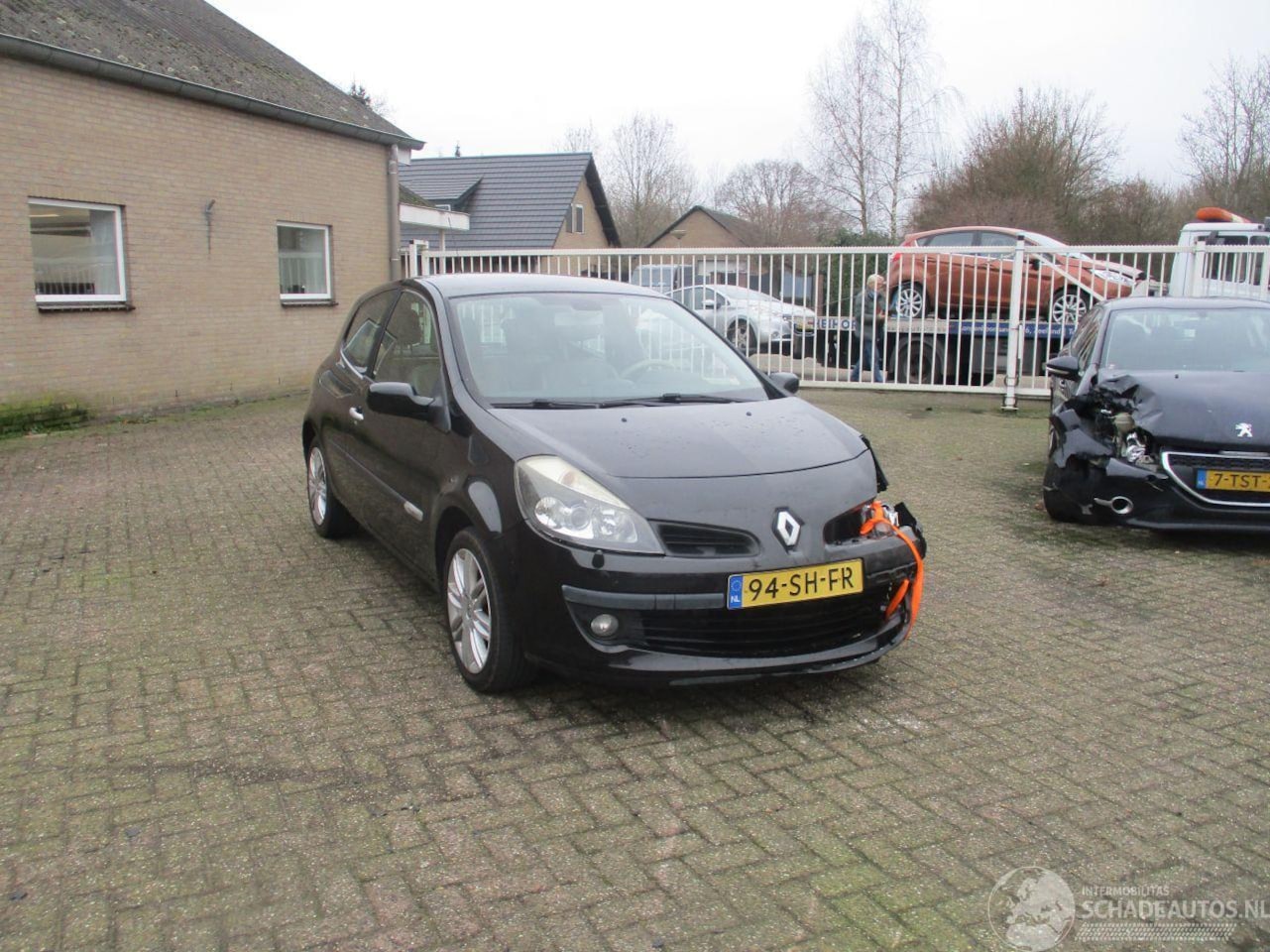 Renault Clio - 1.6-16V Initiale 1.6-16V Initiale - AutoWereld.nl