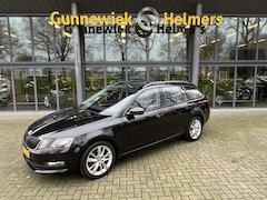 Skoda Octavia Combi - 1.4 TSI Greentech Style Business | CRUISE CONTROL | NAVIGATIE | CARPLAY | PDC VOOR & ACHTE