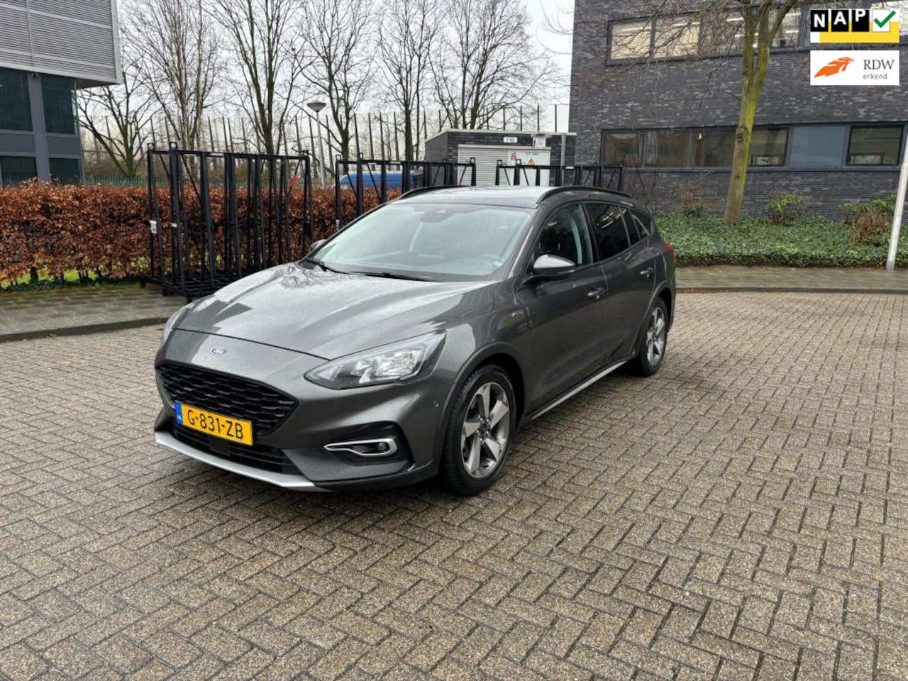 Ford Focus Wagon - 1.0 EcoBoost Active Business panoramadak 2020 - AutoWereld.nl