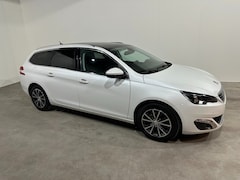 Peugeot 308 - 1.2 Allure SW, 130 PK , Panodak, dakdragers, navigatie, PDC