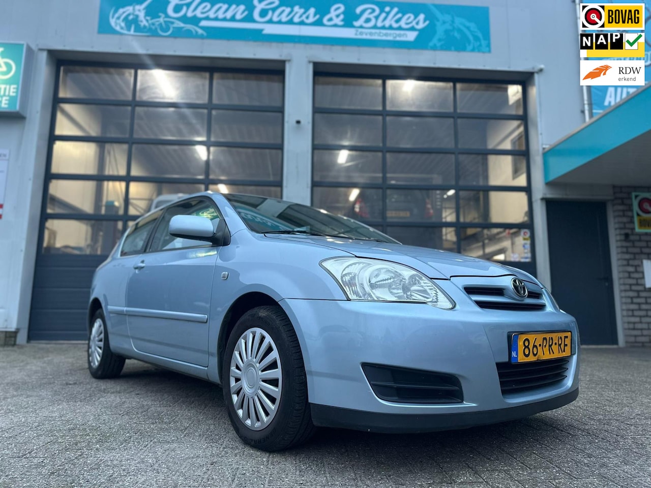 Toyota Corolla - 1.6 VVT-i Terra 1.6 VVT-i Terra - AutoWereld.nl