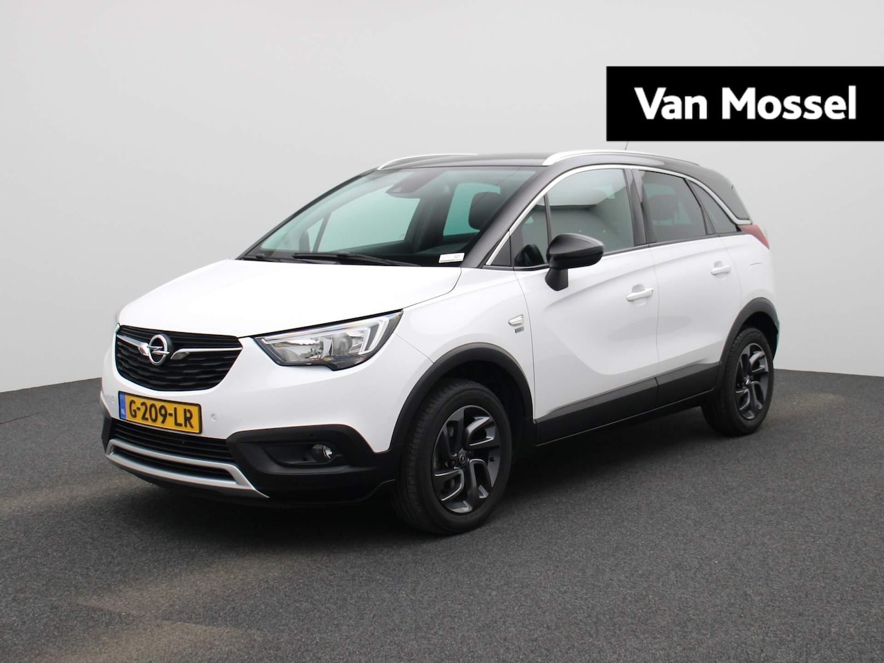 Opel Crossland X - 1.2 Turbo 120 Jaar Edition | Climate control | Camera | Parkeer sensoren | LMV | Cruise co - AutoWereld.nl