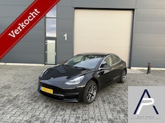 Tesla Model 3 - Long Range AWD 75 kWh Zwart Incl BTW 82000km