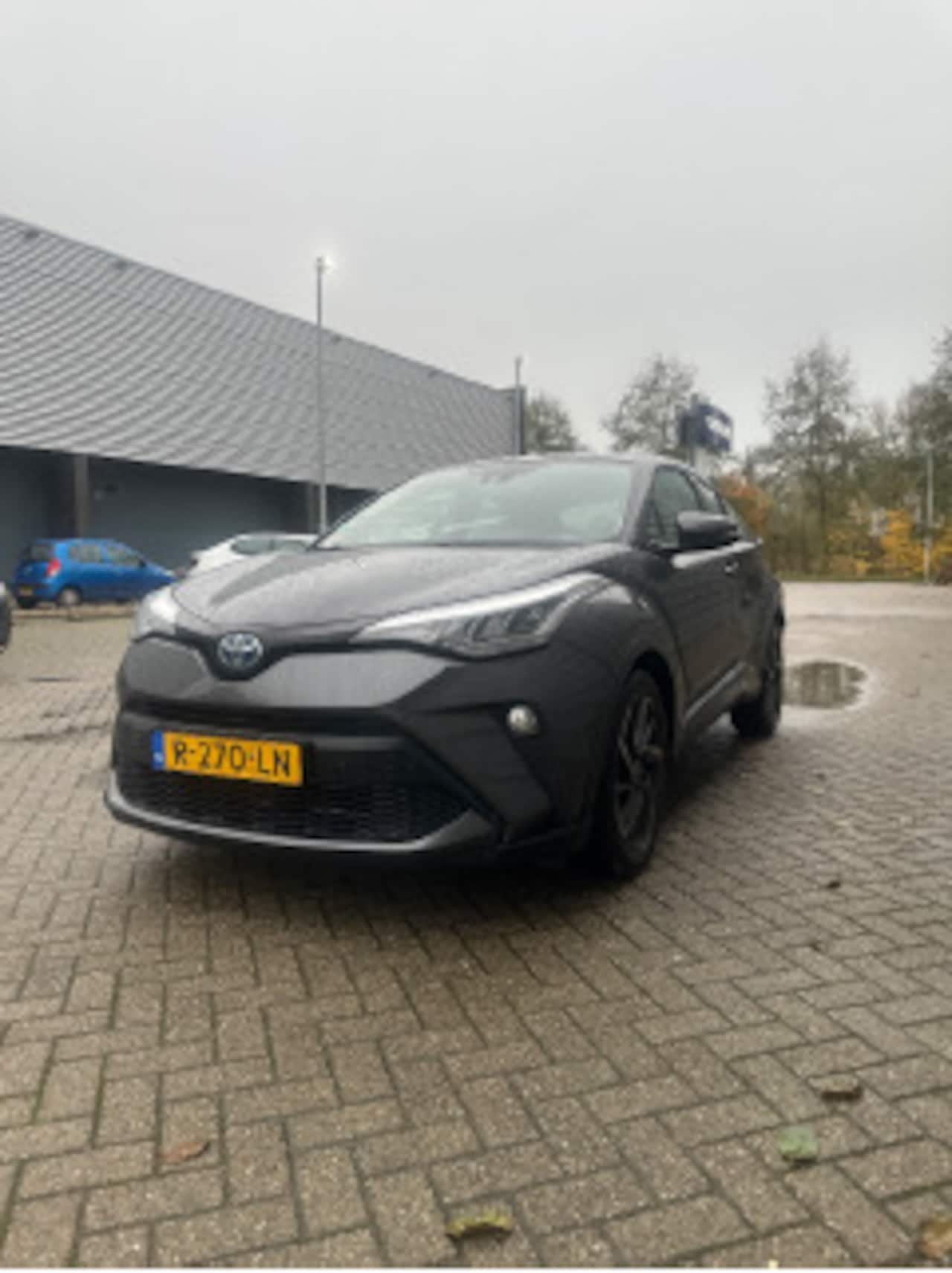 Toyota C-HR - 1.8 Hybrid Dynamic Automaat | Camera | 18" Lichtmetaal | Leder/Stof | Cruise | Navigatie | - AutoWereld.nl