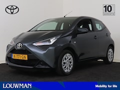 Toyota Aygo - 1.0 VVT-i x-play Automaat I Apple Carplay/Android Auto I Airco I 5 Deurs I Zuinig I USB I