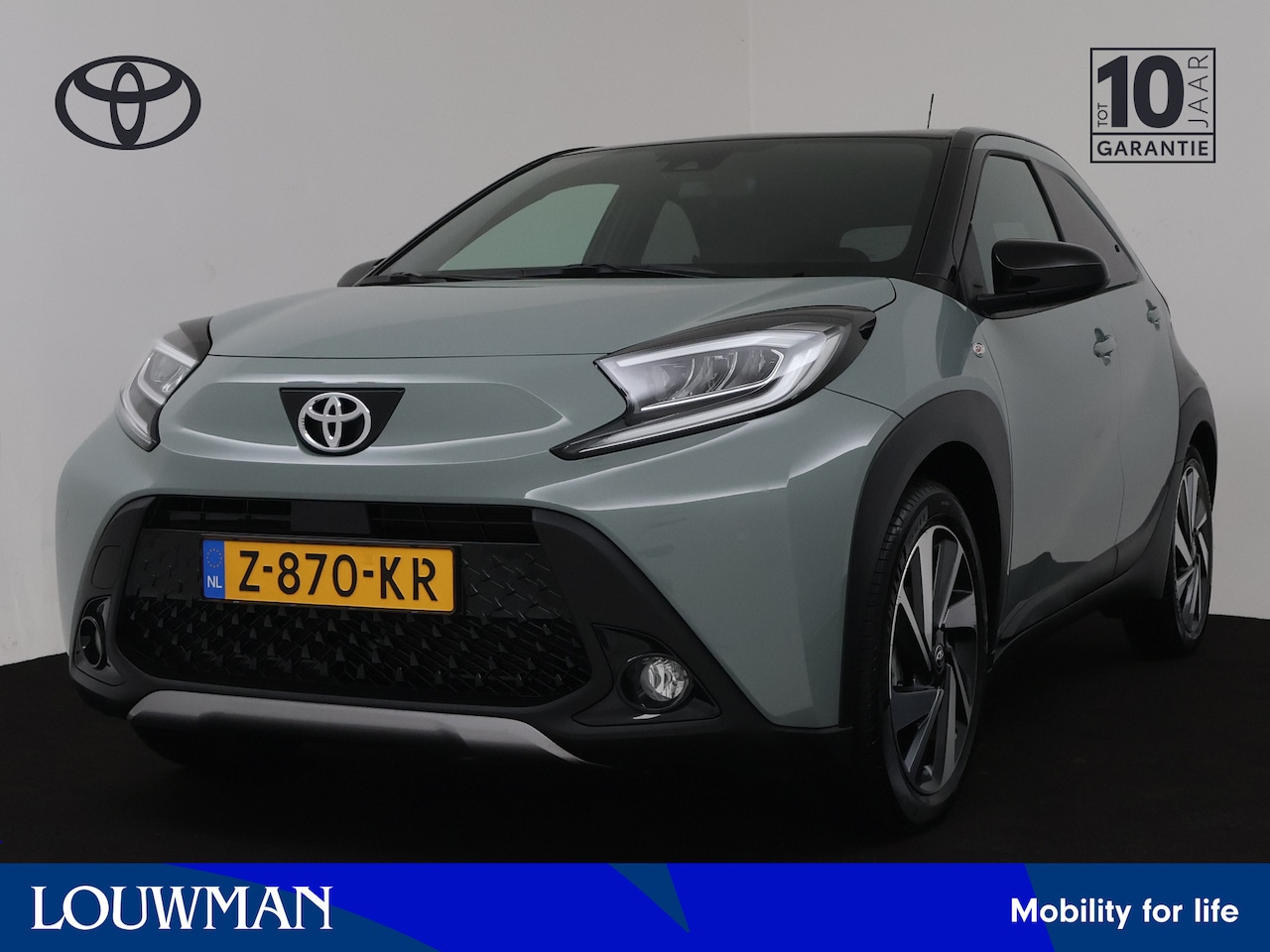 Toyota Aygo X - 1.0 VVT-i S-CVT Envy | Camera | Climate Control | Cruise Control Adaptief | Trekhaak/fiets - AutoWereld.nl