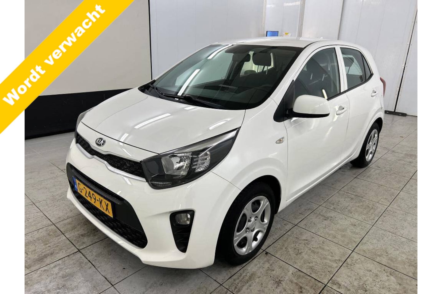 Kia Picanto - 1.0 MPi COMFORTLINE + AIRCO/CAMERA/CARPLAY - AutoWereld.nl