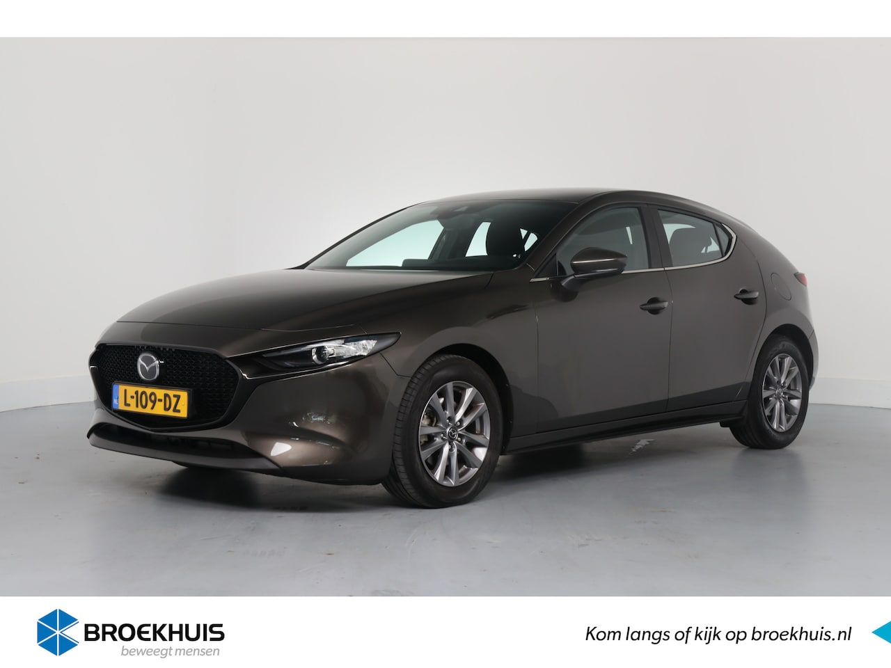 Mazda 3 - 2.0 e-SkyActiv-G M Hybrid 122 | LED | BLIS | Adaptive Cruise | HUD | Keyless | Parkeersens - AutoWereld.nl