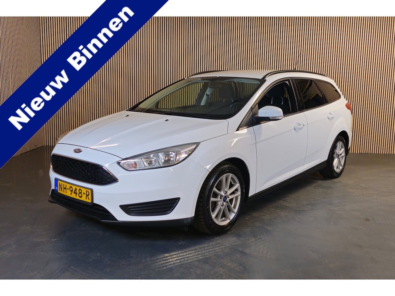 Ford Focus Wagon - 1.0 Trend - Apple carplay/Android auto - Cruise - Navi - LED - AutoWereld.nl