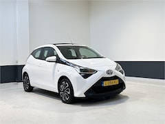 Toyota Aygo - 1.0 VVT-i x-play cabrio | Apple Carplay| Navigatie | Camera | NL | 1 Eig |