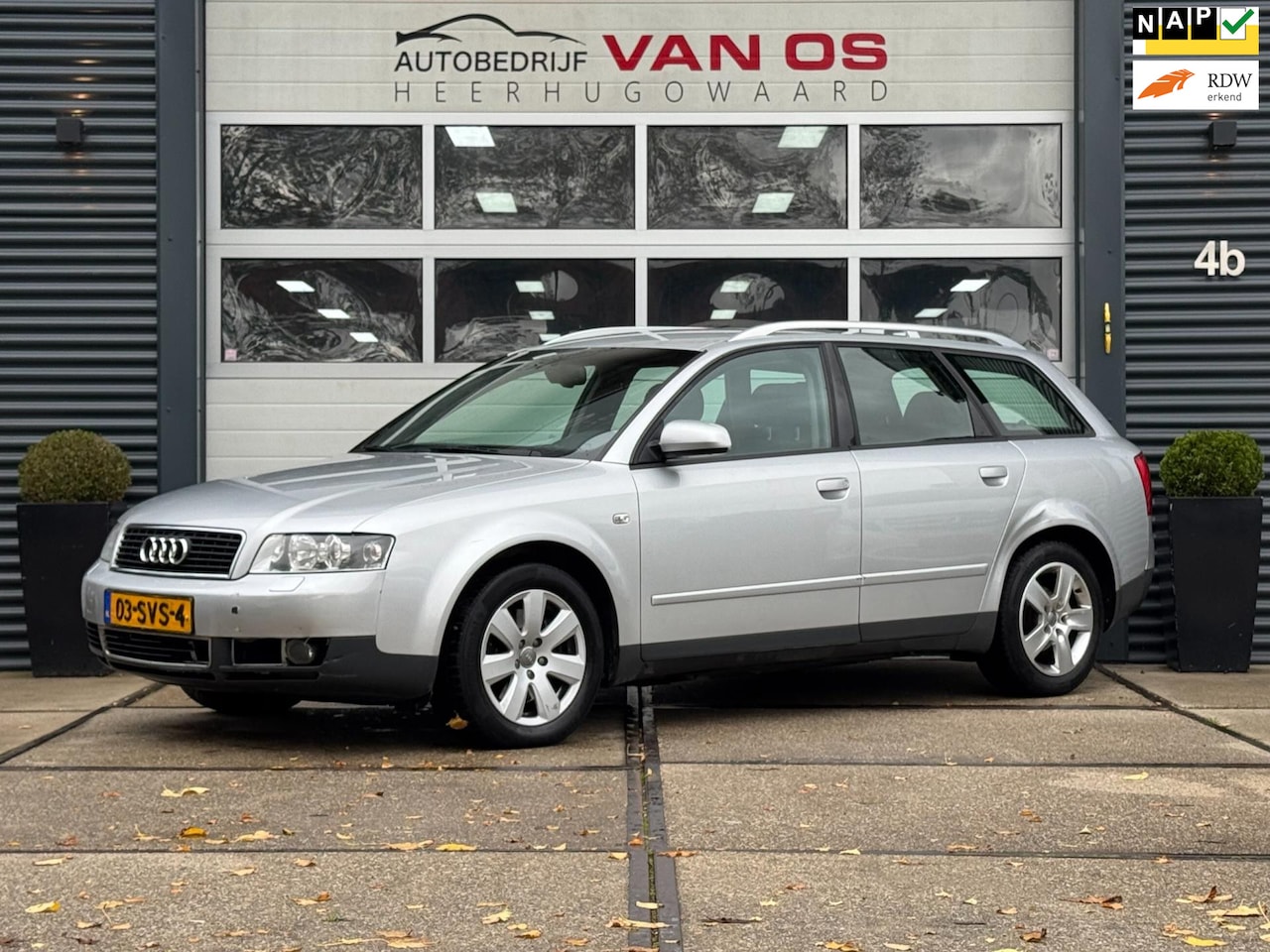 Audi A4 Avant - 2.4 MT AUTOMAAT - AutoWereld.nl